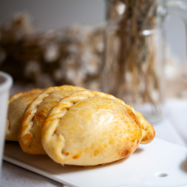 Argentinian Empanadas Pack x 12 - Image 6