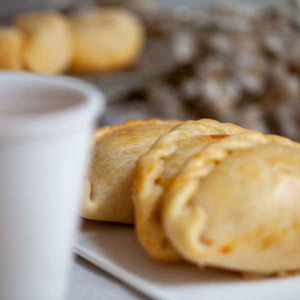 Argentinian Empanadas Pack x 12 - Image 4