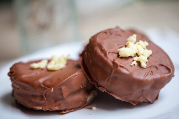 Who said alfajores? chocolate